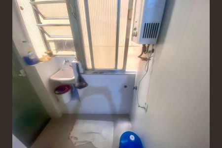 Apartamento à venda com 81m², 2 quartos e sem vaga