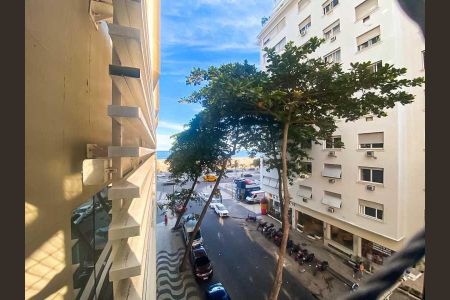 Apartamento à venda com 81m², 2 quartos e sem vaga