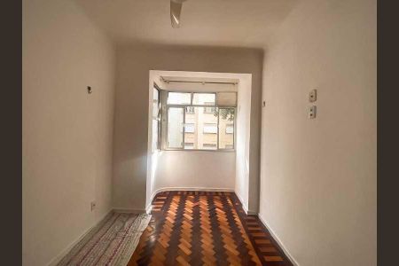 Apartamento à venda com 81m², 2 quartos e sem vaga