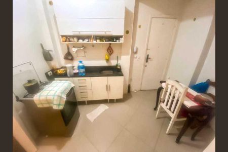 Apartamento à venda com 81m², 2 quartos e sem vaga
