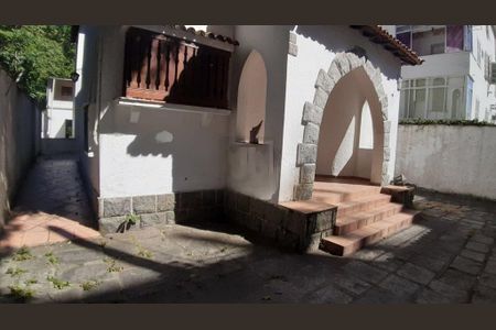 Casa à venda com 360m², 4 quartos e 3 vagas