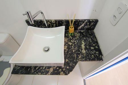 Apartamento para alugar com 33m², 2 quartos e sem vaga Apartamento para alugar com 33m², 2 quartos e sem vagaBanheiro