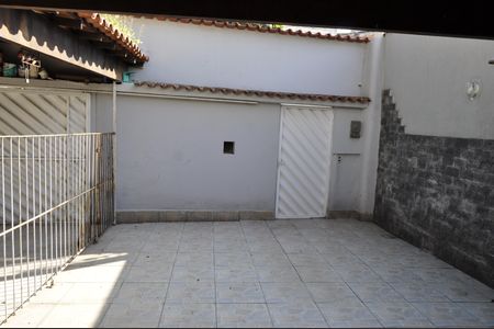 Casa à venda com 327m², 4 quartos e 1 vagaÁrea comum
