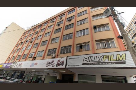 Apartamento à venda com 102m², 3 quartos e sem vaga Apartamento à venda com 102m², 3 quartos e sem vagaFachada