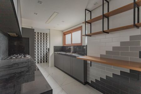 Apartamento à venda com 130m², 4 quartos e 2 vagas Apartamento à venda com 130m², 4 quartos e 2 vagasCozinha e Área de Serviço