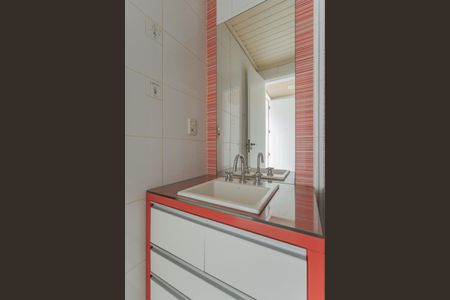 Apartamento à venda com 130m², 4 quartos e 2 vagas Apartamento à venda com 130m², 4 quartos e 2 vagasBanheiro 3