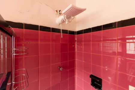 Casa à venda com 200m², 3 quartos e 2 vagas Casa à venda com 200m², 3 quartos e 2 vagasBanheiro
