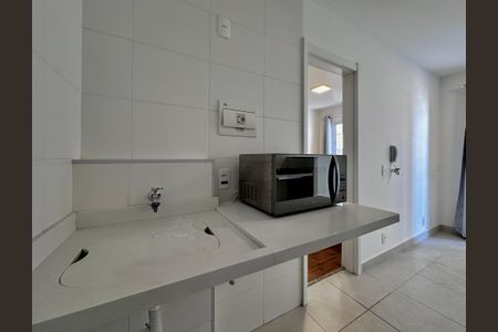 Apartamento para alugar com 27m², 1 quarto e sem vaga Apartamento para alugar com 27m², 1 quarto e sem vagaÁrea de Serviço