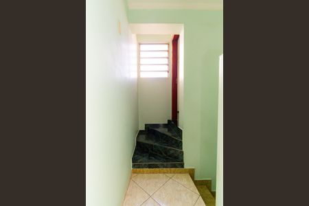 Casa para alugar com 150m², 4 quartos e 2 vagas Casa para alugar com 150m², 4 quartos e 2 vagasCorredor