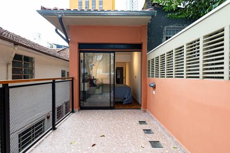 Casa à venda com 200m², 3 quartos e 2 vagas Casa à venda com 200m², 3 quartos e 2 vagasVaranda da Suíte 1