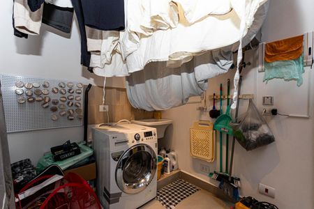 Casa à venda com 200m², 3 quartos e 2 vagas Casa à venda com 200m², 3 quartos e 2 vagasÁrea de Serviço