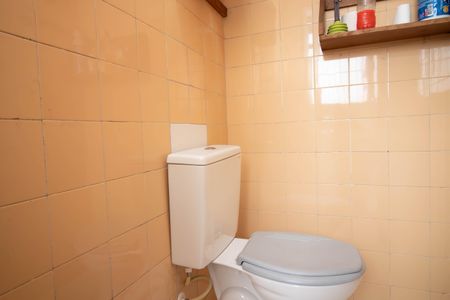 Apartamento para alugar com 96m², 2 quartos e 1 vaga Apartamento para alugar com 96m², 2 quartos e 1 vagaBanheiro de Serviço