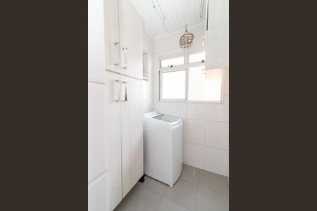 Apartamento à venda com 68m², 3 quartos e 1 vagaÁrea de Serviço