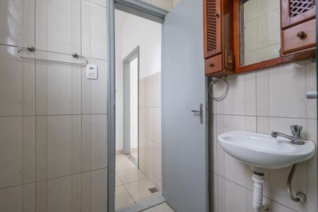 Banheiro de apartamento para alugar com 1 quarto, 24m² em Praça da Bandeira, Rio de Janeiro