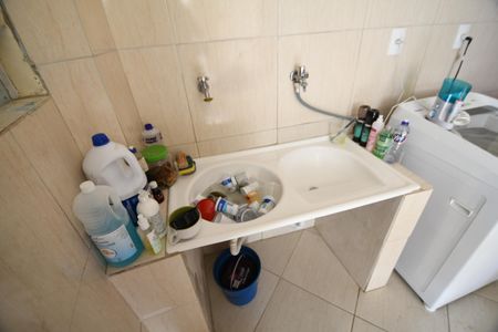 Casa à venda com 250m², 2 quartos e 1 vagaÁrea de Serviço