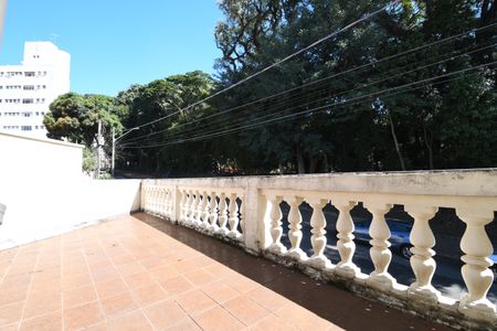 Casa à venda com 250m², 2 quartos e 1 vagaTerraço
