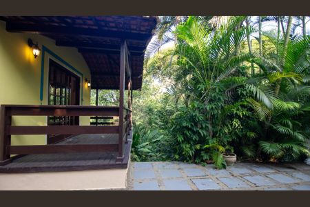 Casa para alugar com 280m², 4 quartos e 3 vagas Casa para alugar com 280m², 4 quartos e 3 vagasQuintal