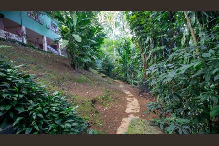 Casa para alugar com 280m², 4 quartos e 3 vagas Casa para alugar com 280m², 4 quartos e 3 vagasQuintal