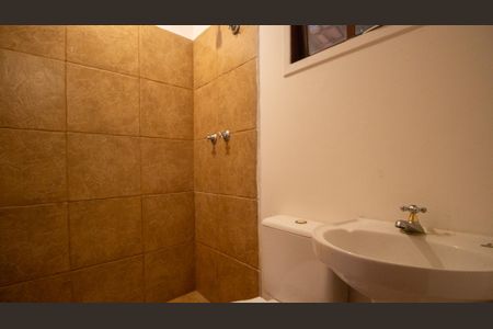 Casa para alugar com 280m², 4 quartos e 3 vagas Casa para alugar com 280m², 4 quartos e 3 vagasBanheiro da Suíte 2