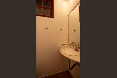 Casa para alugar com 280m², 4 quartos e 3 vagas Casa para alugar com 280m², 4 quartos e 3 vagasLavabo