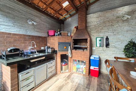 Casa de condomínio para alugar com 110m², 3 quartos e 2 vagasÁrea de Serviço