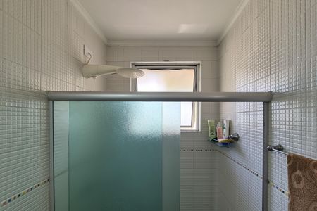 Casa de condomínio para alugar com 110m², 3 quartos e 2 vagasBanheiro Social