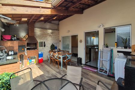 Casa de condomínio para alugar com 110m², 3 quartos e 2 vagasÁrea de Serviço