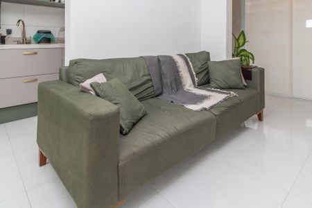 Apartamento à venda com 82m², 2 quartos e 1 vaga Apartamento à venda com 82m², 2 quartos e 1 vagaSala