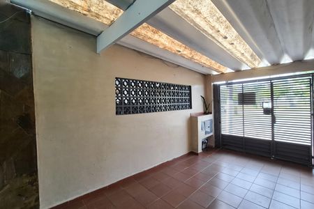 Casa à venda com 106m², 2 quartos e 1 vagaGaragem