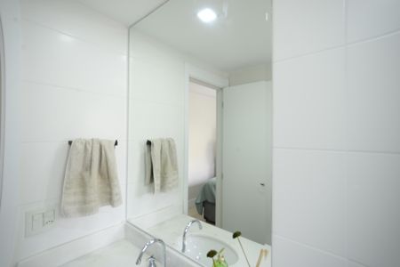 Apartamento à venda com 108m², 3 quartos e 2 vagasBanheiro da Suíte