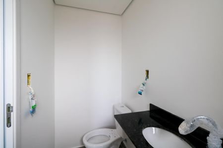 Apartamento à venda com 69m², 2 quartos e 1 vaga Apartamento à venda com 69m², 2 quartos e 1 vagaBanheiro da Suíte