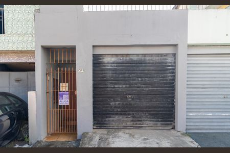 Casa para alugar com 123m², 2 quartos e 1 vagaFachada e Placa