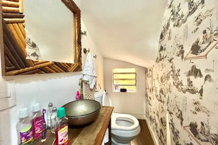 Casa à venda com 201m², 4 quartos e 2 vagas Casa à venda com 201m², 4 quartos e 2 vagasLavabo