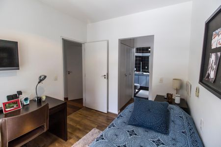 Casa de condomínio à venda com 485m², 3 quartos e 6 vagas Casa de condomínio à venda com 485m², 3 quartos e 6 vagasSuíte 1