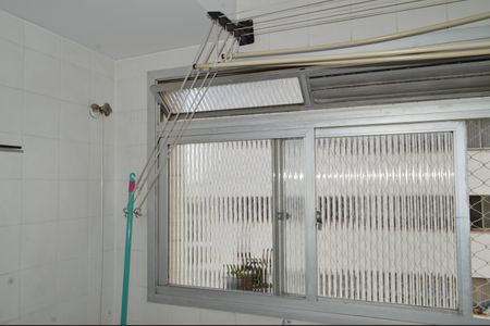 Apartamento à venda com 64m², 2 quartos e 1 vagaÁrea de Serviço