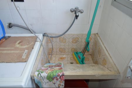 Apartamento à venda com 64m², 2 quartos e 1 vagaÁrea de Serviço