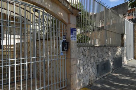 Apartamento à venda com 64m², 2 quartos e 1 vagaFachada + Plaquinha