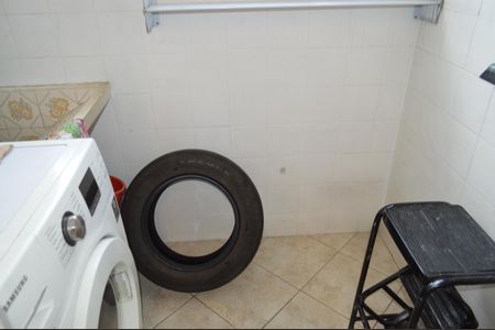 Apartamento à venda com 64m², 2 quartos e 1 vagaÁrea de Serviço