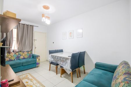 Apartamento à venda com 55m², 2 quartos e 1 vaga Apartamento à venda com 55m², 2 quartos e 1 vagaSala