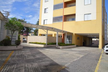 Apartamento à venda com 70m², 2 quartos e 1 vagaVista interna da torre