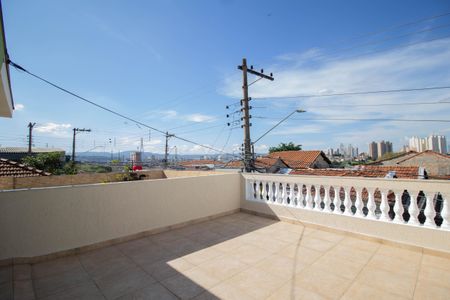 Casa à venda com 157m², 3 quartos e 2 vagas Casa à venda com 157m², 3 quartos e 2 vagasVaranda da Suíte