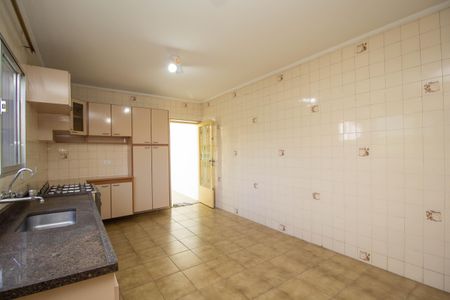 Casa à venda com 157m², 3 quartos e 2 vagas Casa à venda com 157m², 3 quartos e 2 vagasCozinha