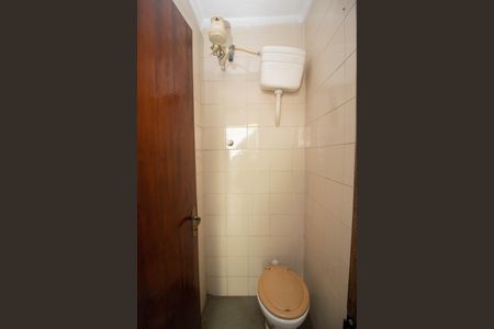 Casa à venda com 157m², 3 quartos e 2 vagas Casa à venda com 157m², 3 quartos e 2 vagasBanheiro de serviço