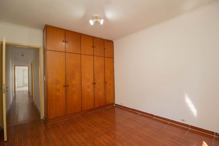 Casa à venda com 157m², 3 quartos e 2 vagas Casa à venda com 157m², 3 quartos e 2 vagasQuarto 2