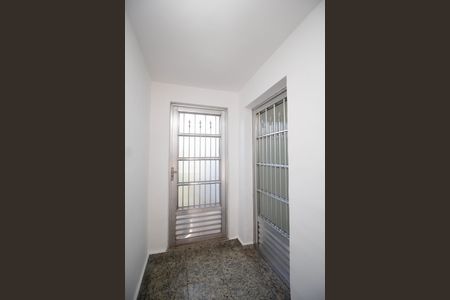 Casa à venda com 157m², 3 quartos e 2 vagas Casa à venda com 157m², 3 quartos e 2 vagasHall de entrada