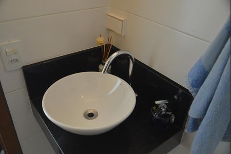 Apartamento à venda com 100m², 2 quartos e 1 vagaBanheiro de serviço