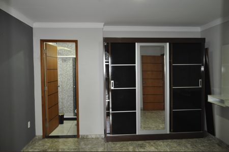 Casa de condomínio à venda com 194m², 3 quartos e 1 vagaSuíte 3