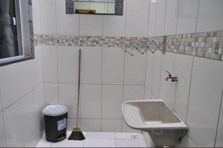 Casa de condomínio à venda com 194m², 3 quartos e 1 vagaÁrea de Serviço