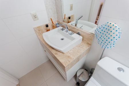 Casa à venda com 470m², 4 quartos e 5 vagas Casa à venda com 470m², 4 quartos e 5 vagasBanheiro da Suíte 4