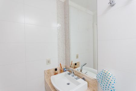 Casa à venda com 470m², 4 quartos e 5 vagas Casa à venda com 470m², 4 quartos e 5 vagasBanheiro da Suíte 4